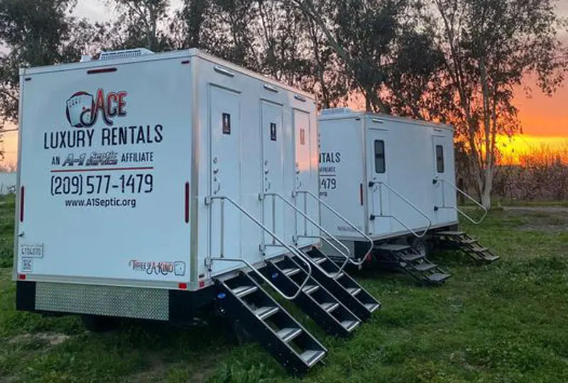 Affordable, High Quality Portable Bathroom Rentals for Parties